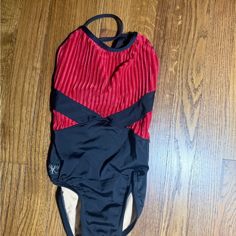 Red and Black Leo